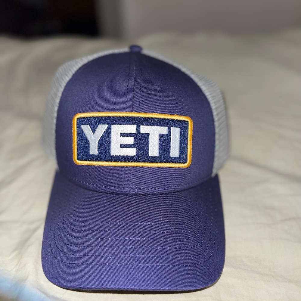 Yeti Logo Badge Low Pro Hat